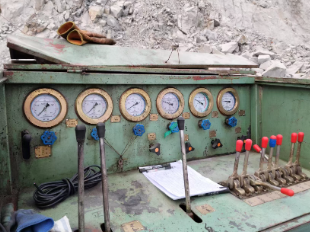 400反井鉆機設備運往山西金礦